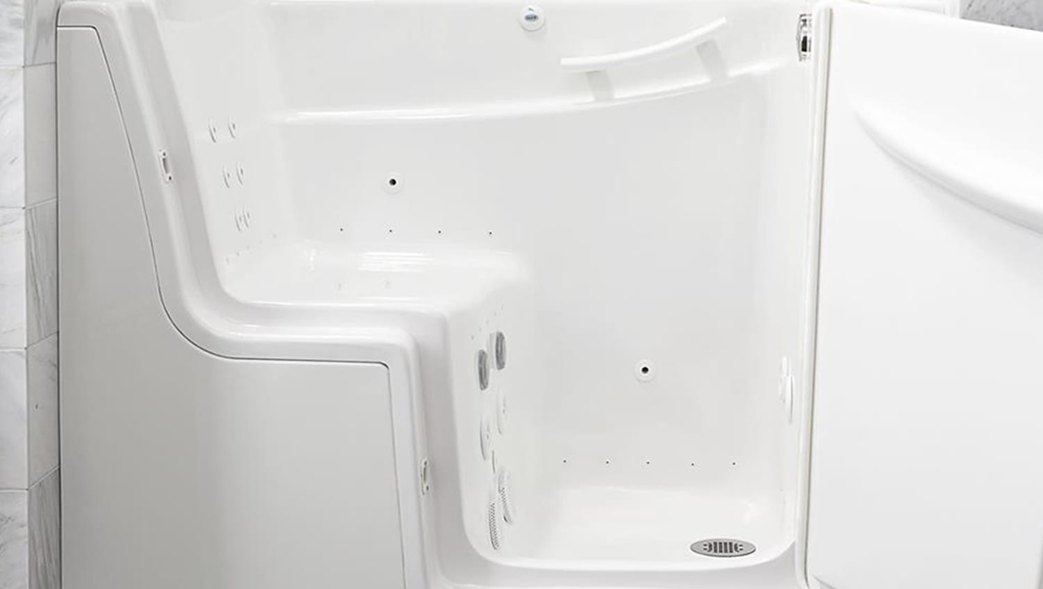 Tub shower with discount seat